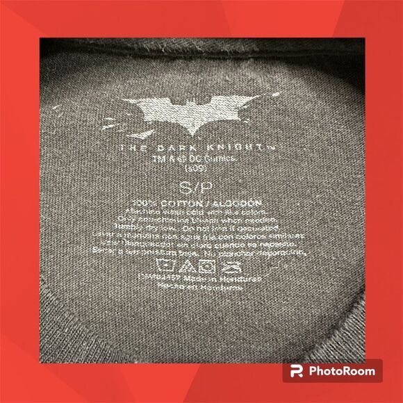 Men’s Blk/Red Heath Ledger, Joker Short Sleeve Tee from The Dark Knight Sz Small - Picture 2 of 4